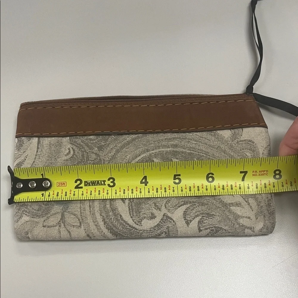 Source Unknown Brown and Gray Patterned Wallet w/Guatemala stamp